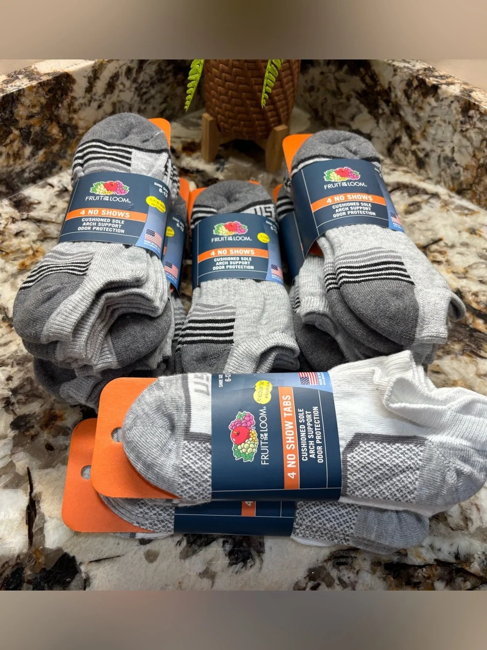 Fruit of the Loom Men's 4-Pack No-Show Tab Socks - Gray & White bundle of 8